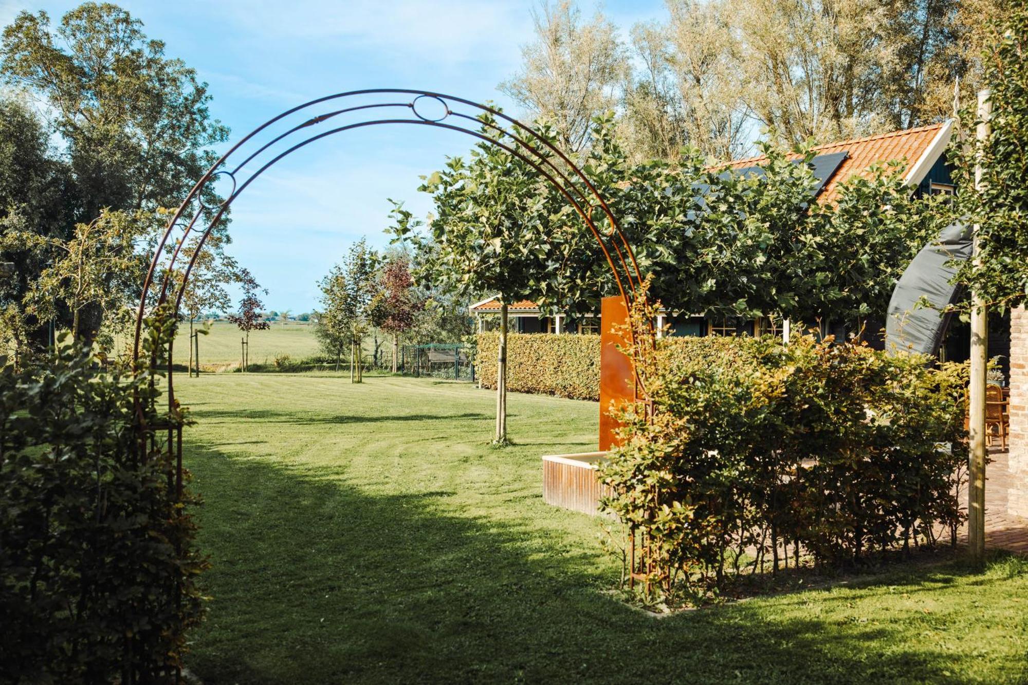 B&B Landelijke Rust Lutjewinkel Buitenkant foto